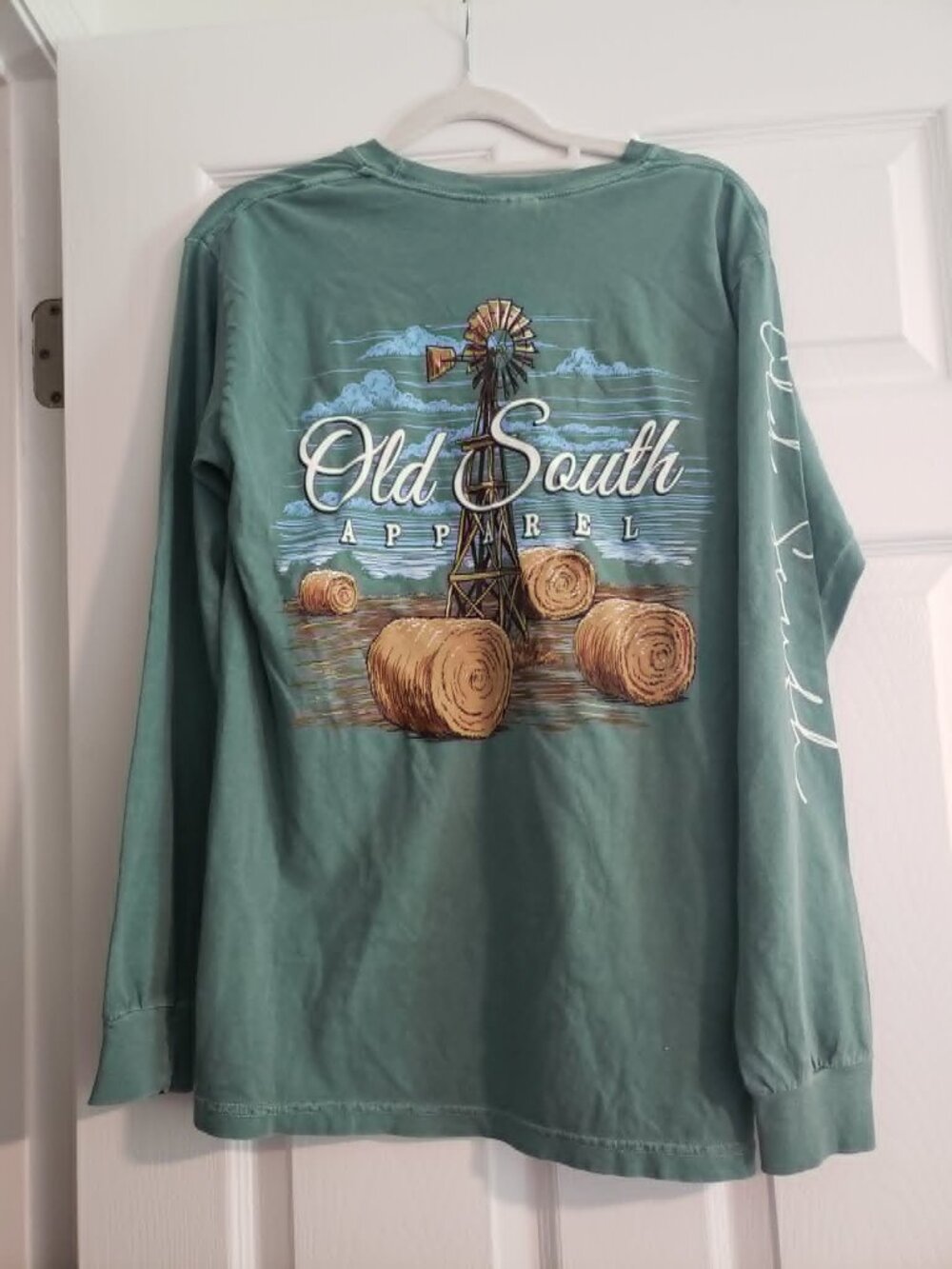 old south apparel size S new without tags long sleeves tshirt